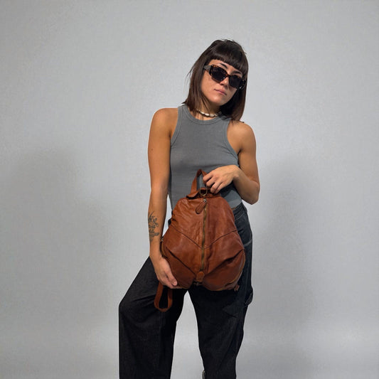 Zaino in pelle morbida tinto in capo con moschettone - Mahzel