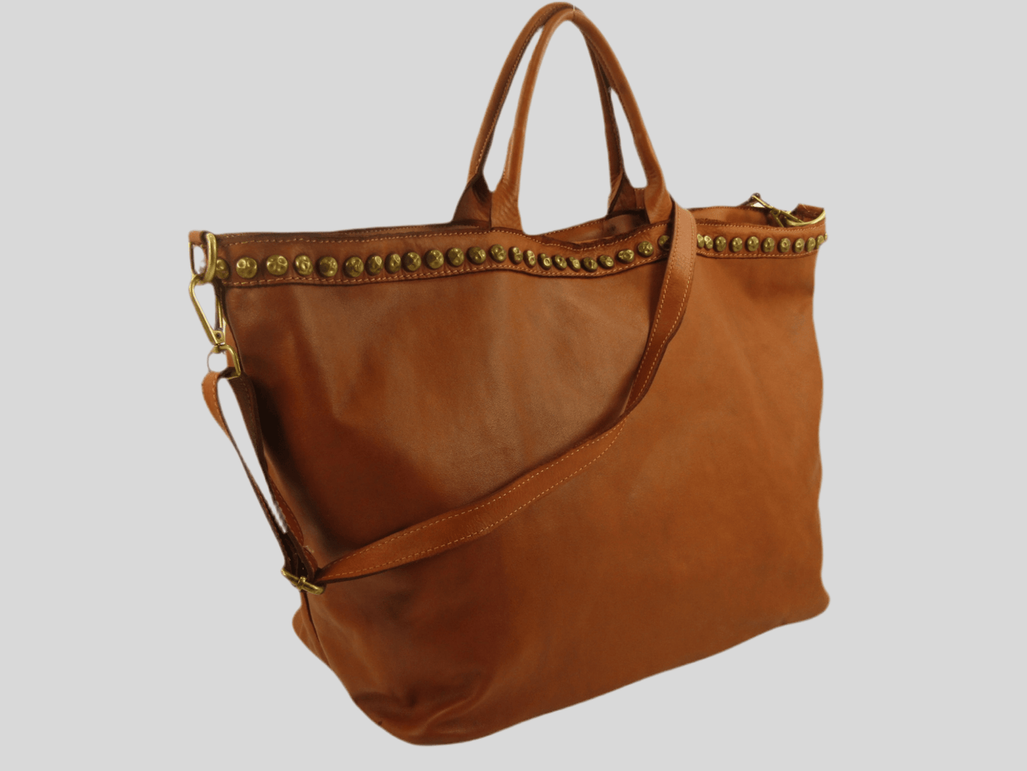 Bauletto grande in pelle morbida Penelope decorato con borchie - Mahzel