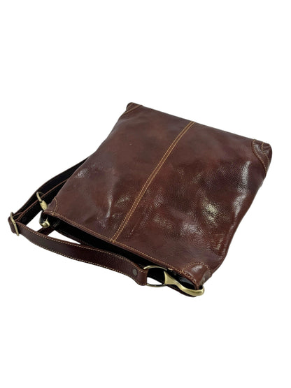 Borsa a spalla  con tracolla regolabile