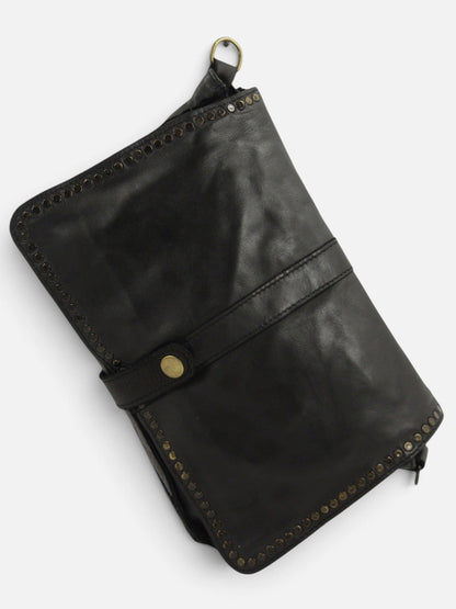 Borsa tracolla e a mano in pelle morbida decorata con borchie Giorgia-Mahzel