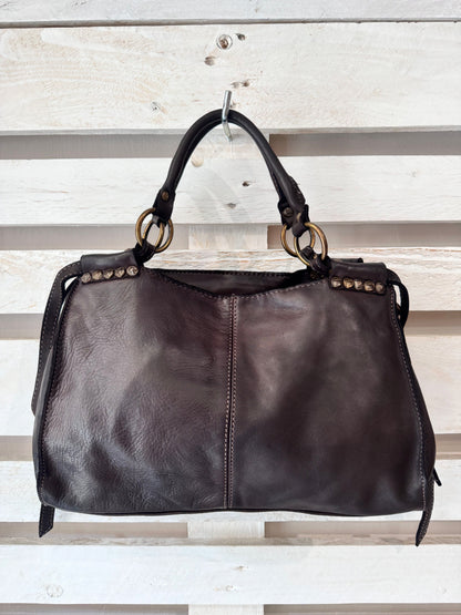 Bauletto in pelle decorato con laccetti e borchie - Mahzel