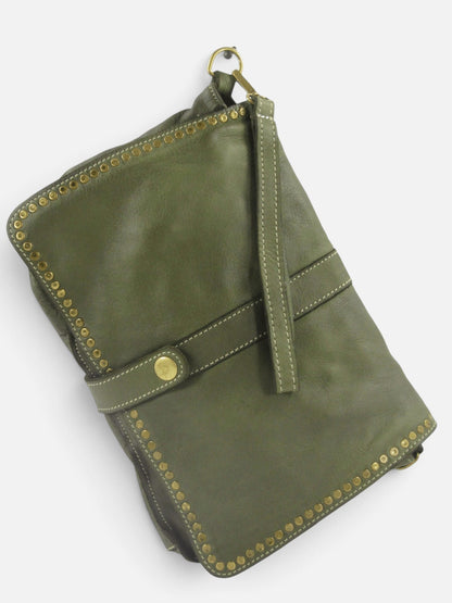 Borsa tracolla e a mano in pelle morbida decorata con borchie Giorgia-Mahzel