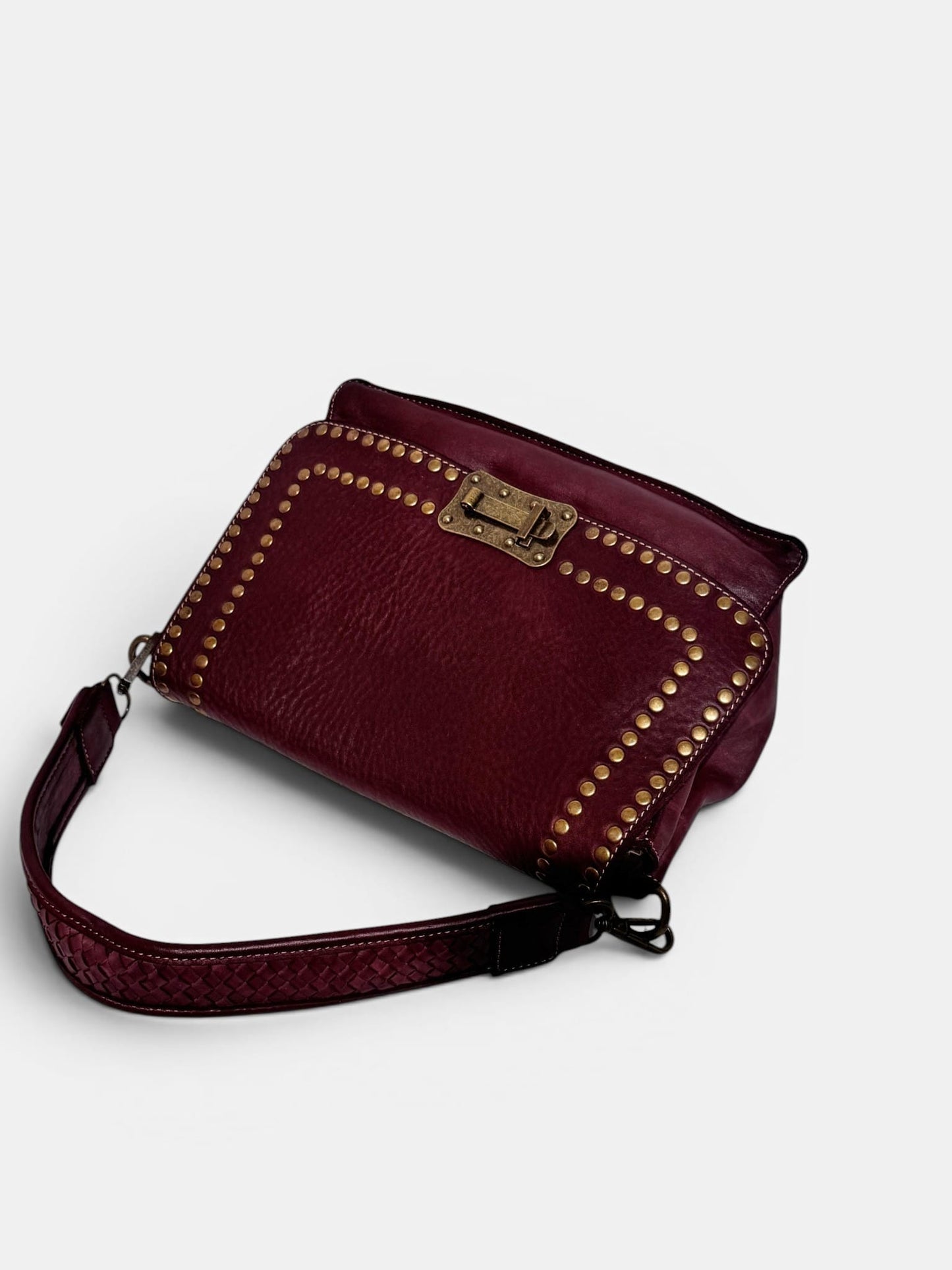 Borsetta MH 067 – Pelle Lavata con Borchie | Made in Italy