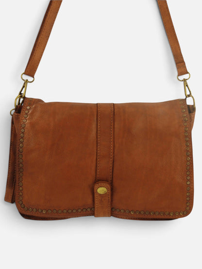 Borsa tracolla e a mano in pelle morbida decorata con borchie Giorgia-Mahzel