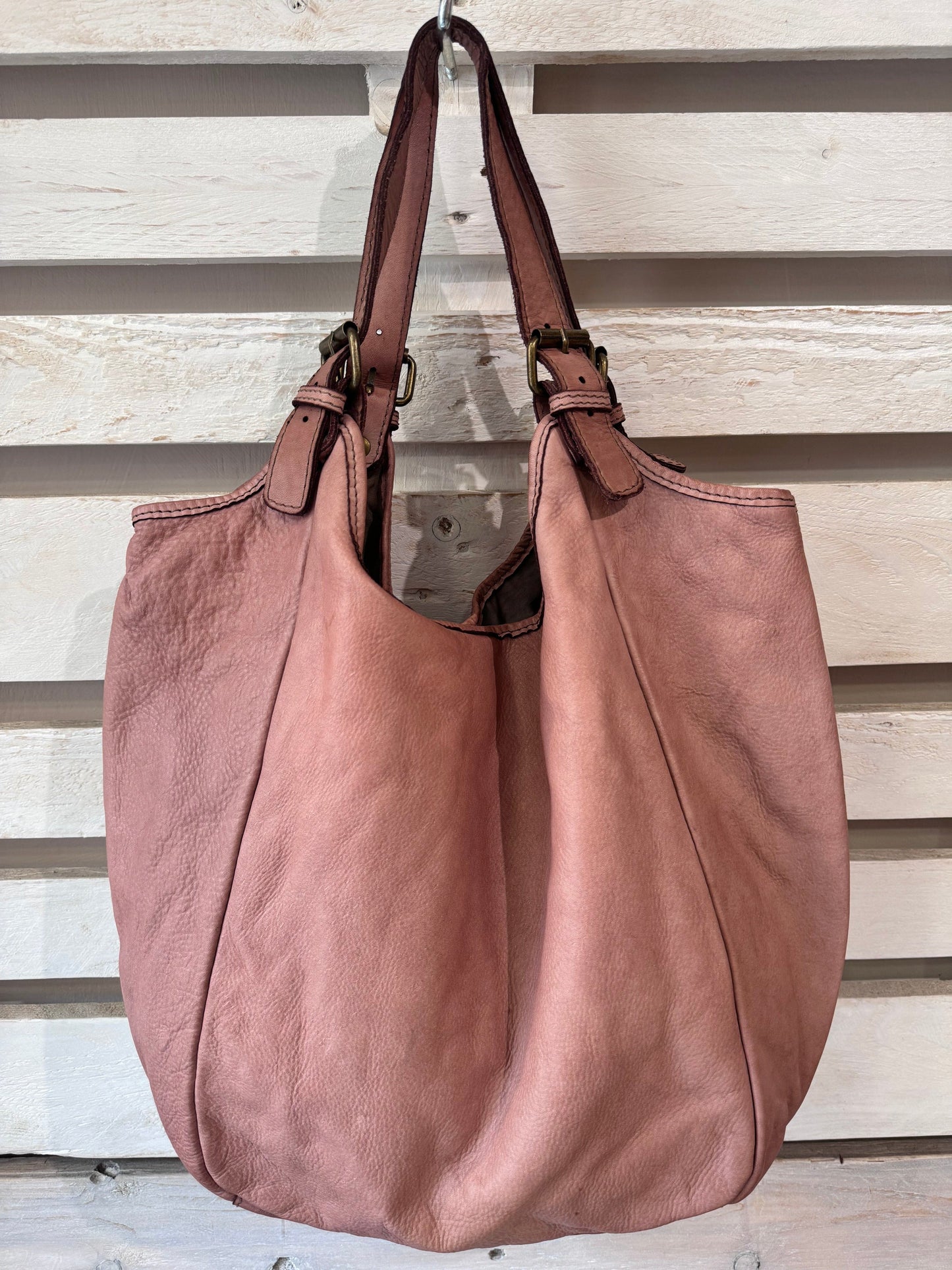Borsa a sacca Giovanna in pelle morbida