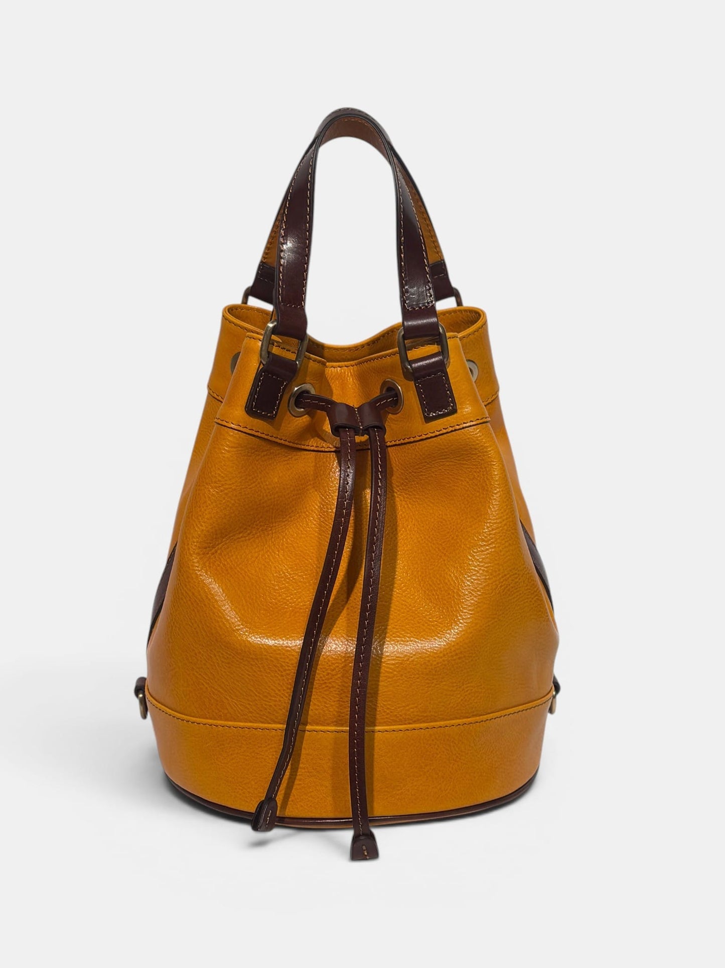 Secchiello Larissa in Cuoio Vegetale – Borsa Artigianale Made in Italy | Mahzel