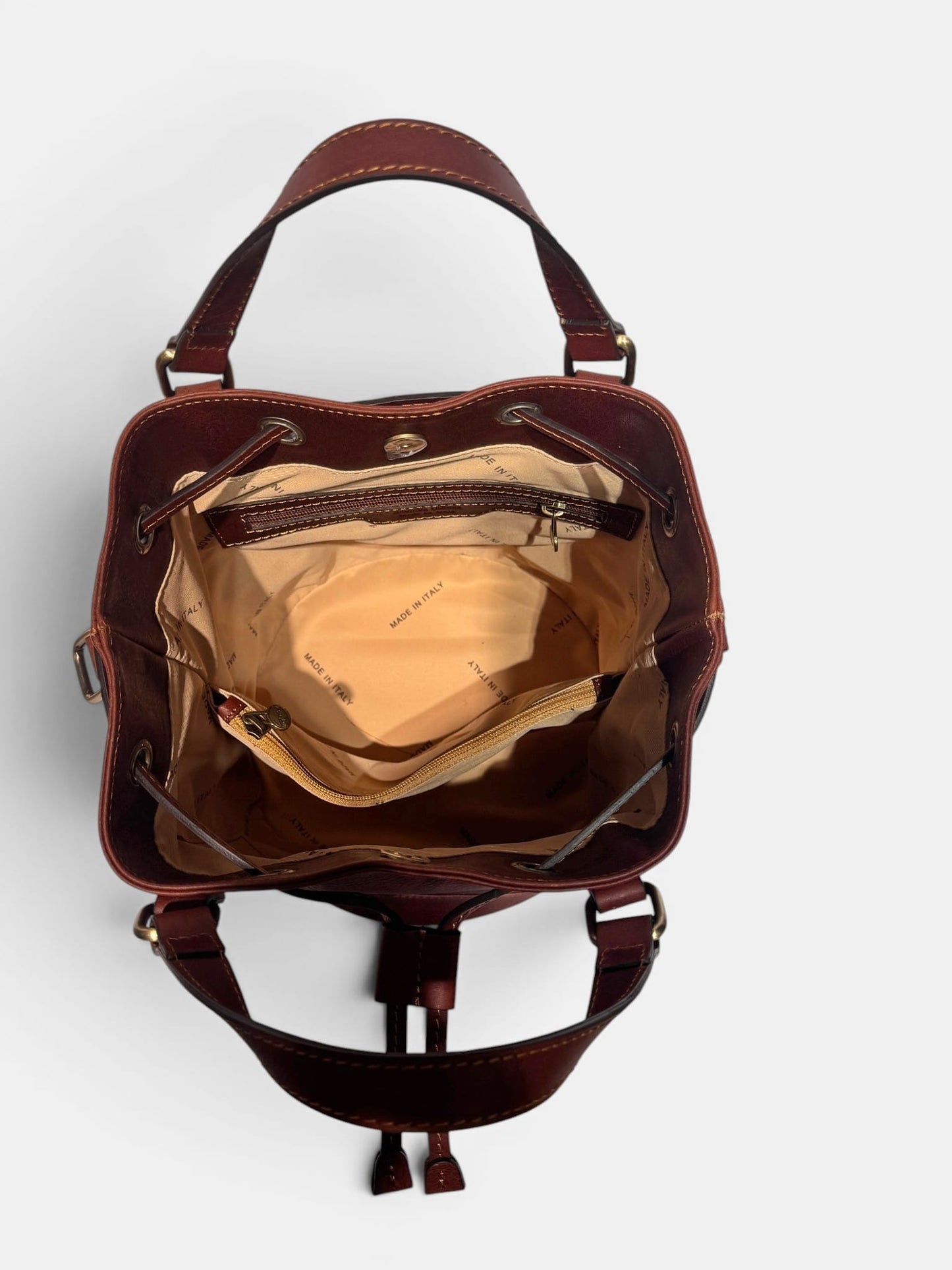 Secchiello Larissa in Cuoio Vegetale – Borsa Artigianale Made in Italy | Mahzel