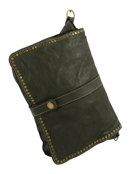 Borsa tracolla e a mano in pelle morbida decorata con borchie Giorgia-Mahzel